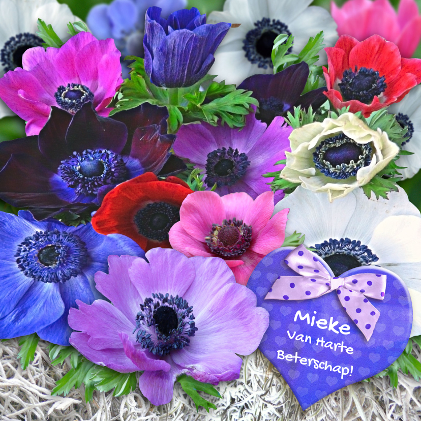 Mooie beterschapskaart Anemonen met blauw hart en strikje - Beterschapskaarten Beterschapskaarten - Mooie beterschapskaart Anemonen met blauw hart en strikje