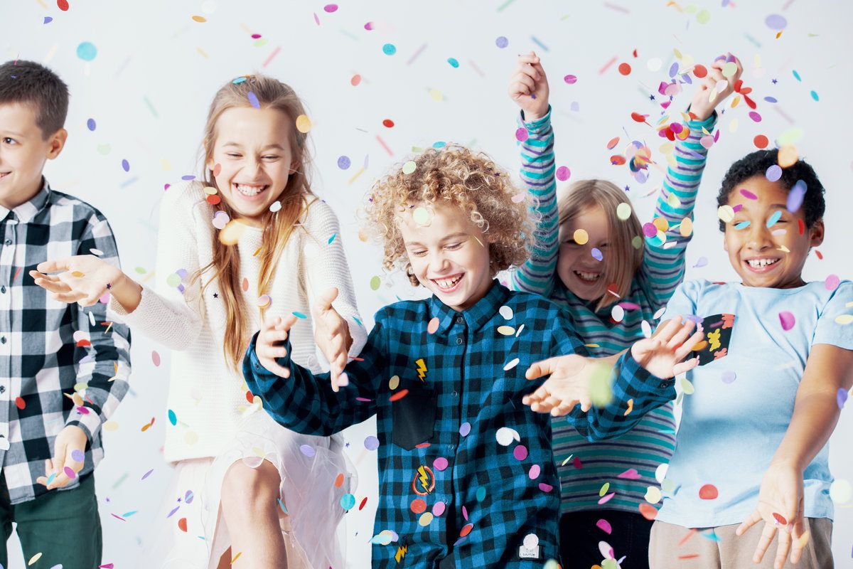 Beste Kinderfeestje 12 jaar: leuke tips en ideeën! - Kaartje2go Blog SJ-84