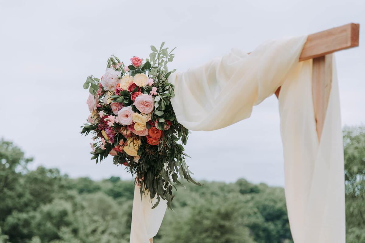 Bloemen bruiloft ceremonie