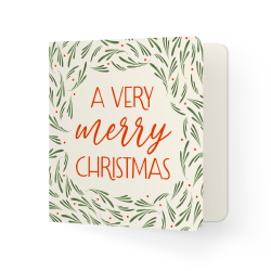 Hippe kerstkaart met groene takjes patroon en rode tekst 'A very merry christmas' met plek voor je eigen foto aan de binnenkant!