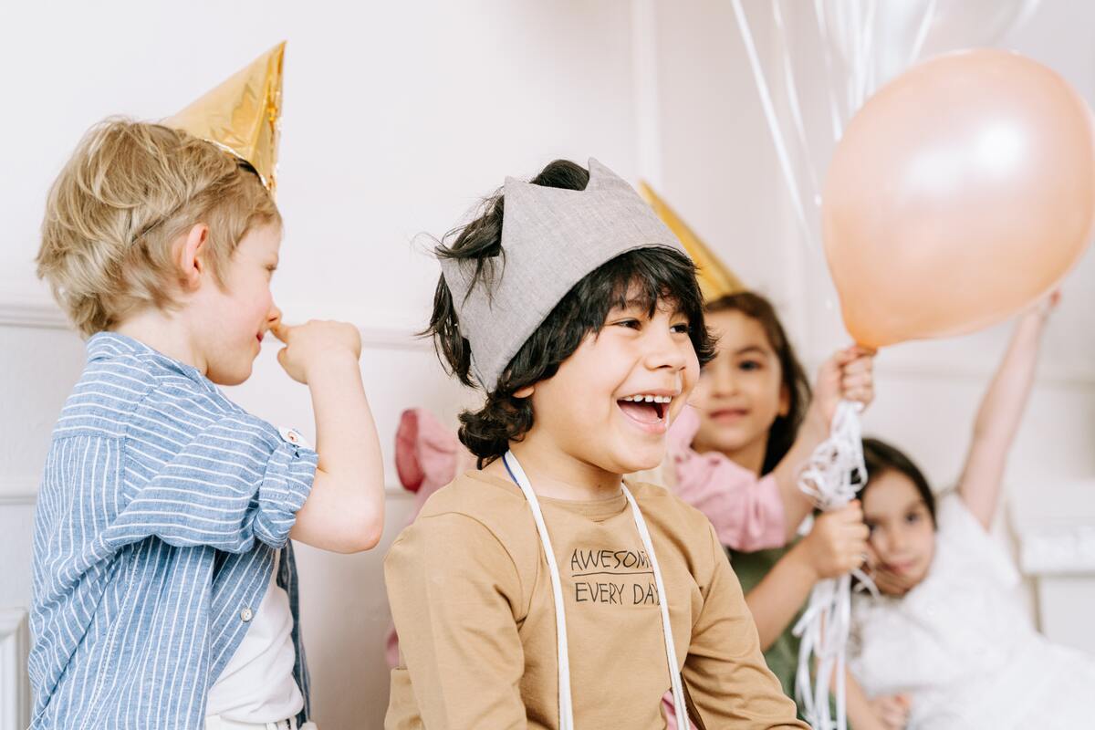 feestje jongen