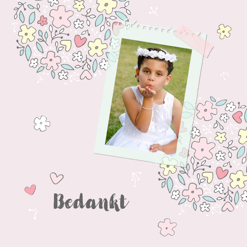 Bedankkaart communiefeest meisje met bloemen - Communiekaarten Communiekaarten - Bedankkaart communiefeest meisje met bloemen