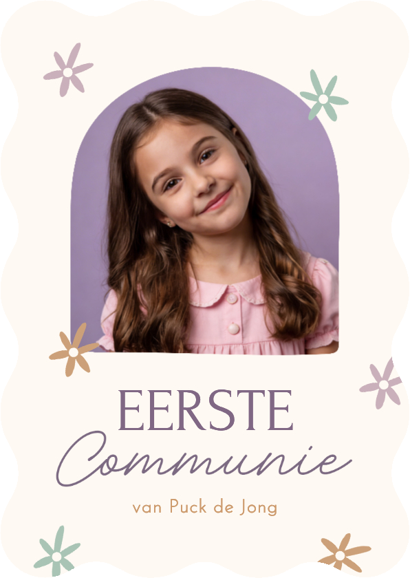 Communie uitnodiging golf vorm met bloemetjes en foto - Communiekaarten Communiekaarten - Communie uitnodiging golf vorm met bloemetjes en foto