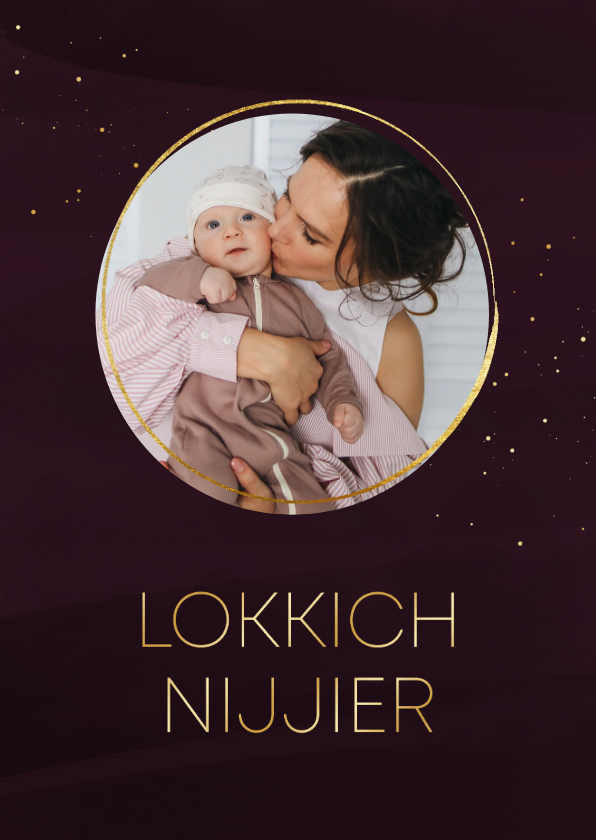 Fries nieuwjaarskaartje Lokkich Nijjier paars met foto - Fryske kaartsjes Fryske kaartsjes - Fries nieuwjaarskaartje Lokkich Nijjier paars met foto