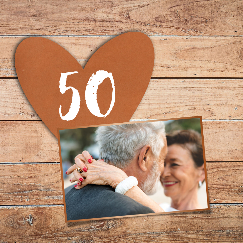 Jubileumkaarten - 50 jaar getrouwd huwelijk uitnodiging houten cognac verf