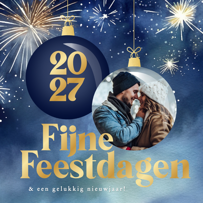 Kerstkaart met geschilderd vuurwerk foto in kerstbal blauw - Kerstkaarten Kerstkaarten - Kerstkaart met geschilderd vuurwerk foto in kerstbal blauw