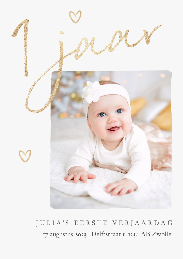 Kinderfeestje eerste verjaardag goud stijlvol hartjes foto - Kinderfeestjes Kinderfeestjes - Kinderfeestje eerste verjaardag goud stijlvol hartjes foto