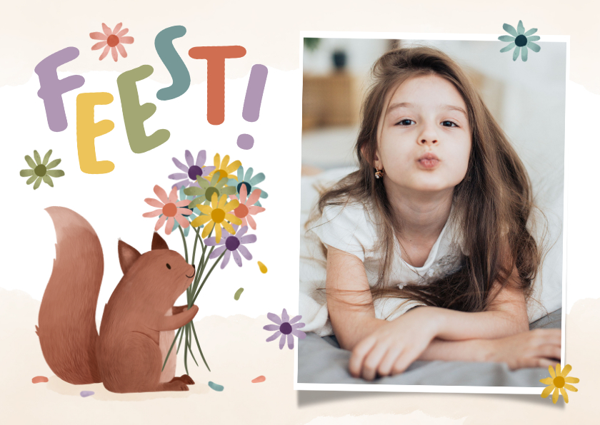 Kinderfeestjes - Kinderfeestje uitnodiging eekhoorn met bloemen en foto
