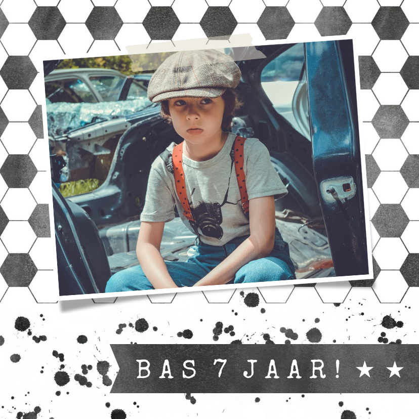 Kinderfeestjes - Stoere uitnodiging kinderfeestje jongen met voetbal print 