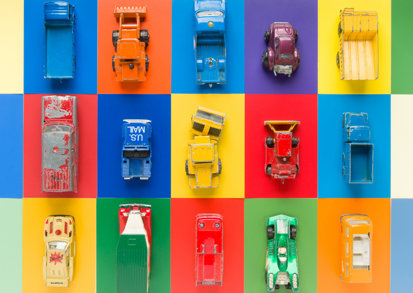 Kinderkaarten - Auto's met feestelijke kleuren