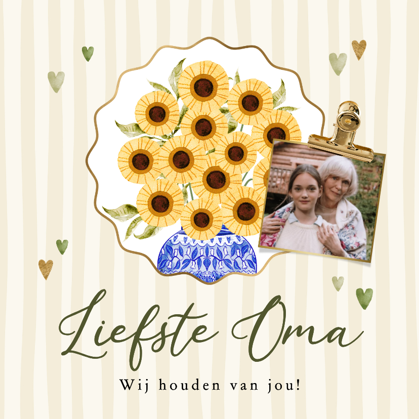 Moederdag kaarten - Fleurige moederdagkaart liefste oma zonnebloemen foto