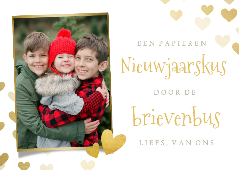 Nieuwjaarskaarten - Liefdevolle nieuwjaarskaart - kus door de brievenbus