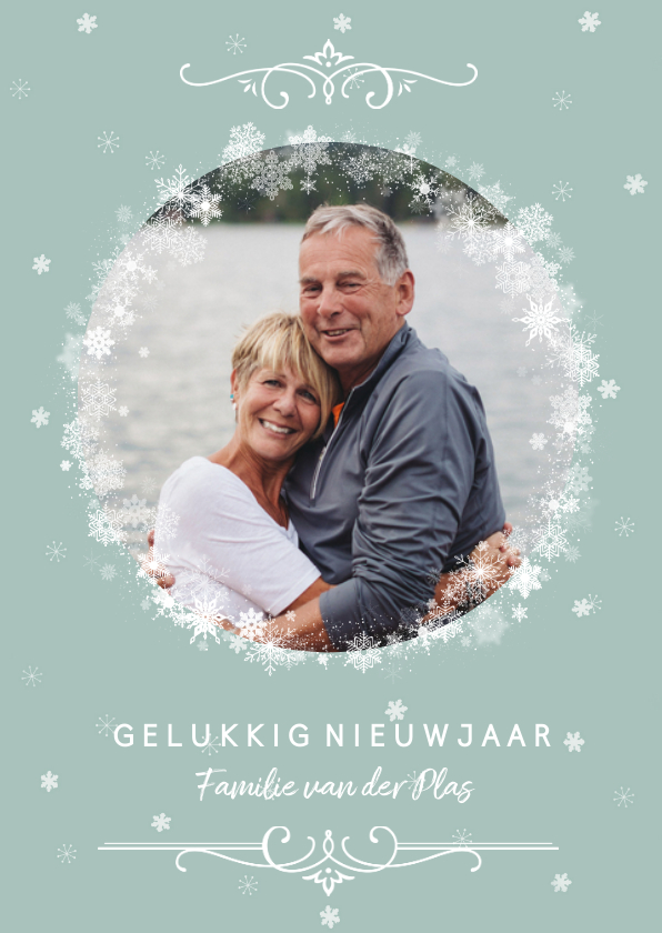 Nieuwjaarskaart in zachtgroen met sneeuwsterren - Nieuwjaarskaarten Nieuwjaarskaarten - Nieuwjaarskaart in zachtgroen met sneeuwsterren