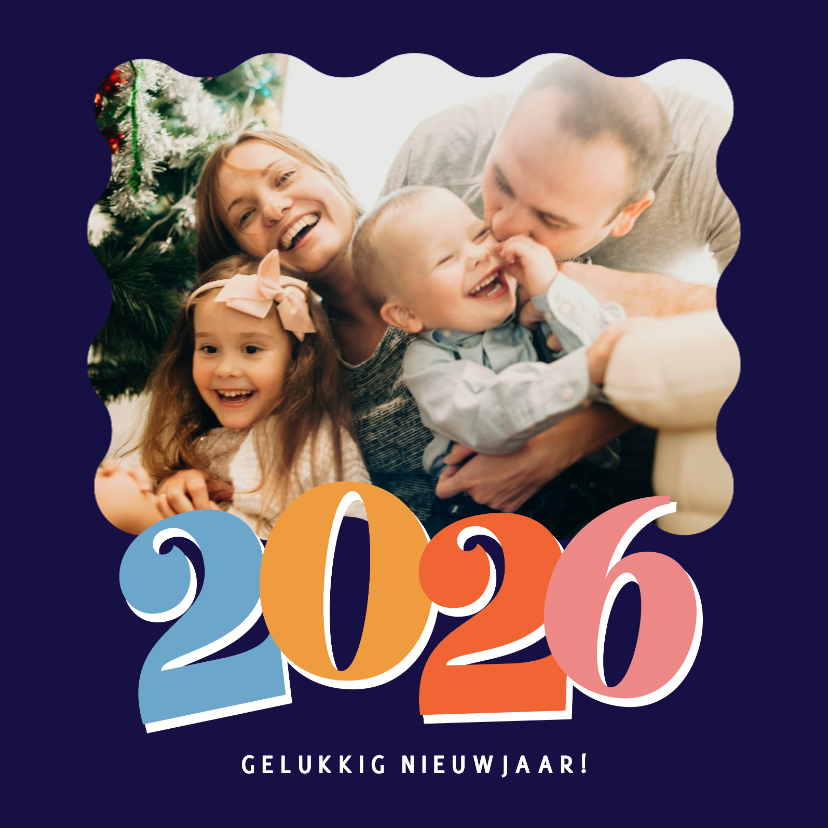 Vrolijke nieuwjaarskaart foto met kleurrijk jaartal - Nieuwjaarskaarten Nieuwjaarskaarten - Vrolijke nieuwjaarskaart foto met kleurrijk jaartal