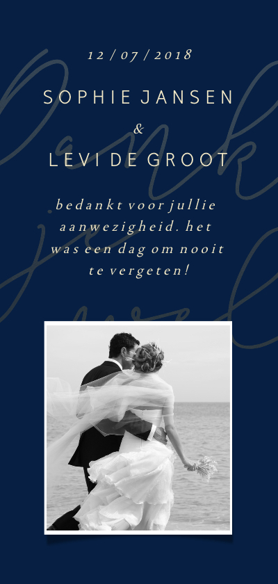Bedankkaart met gouden tekst en foto langwerpig - Trouwkaarten Trouwkaarten - Bedankkaart met gouden tekst en foto langwerpig