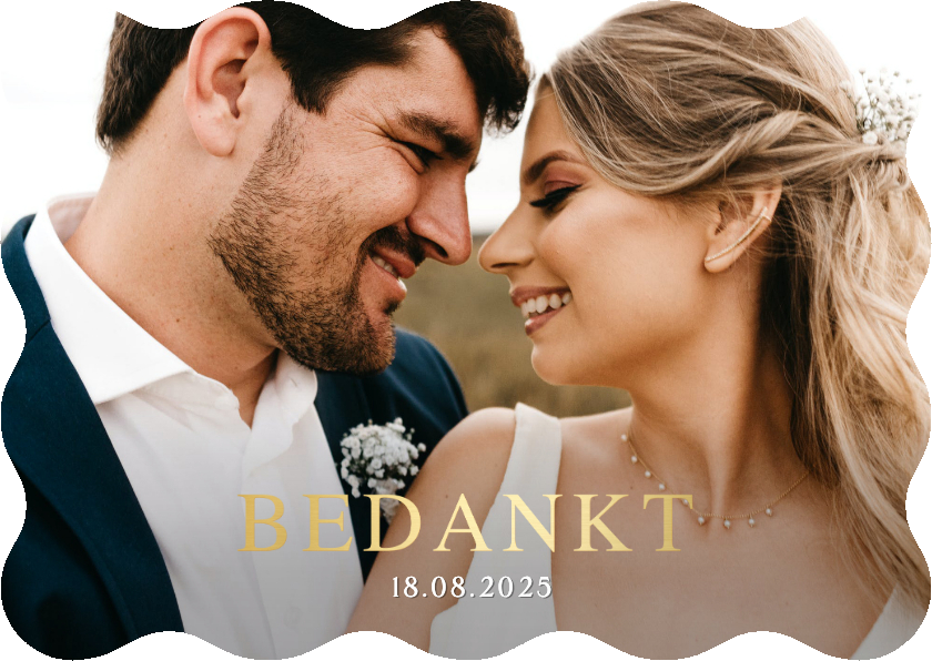 Liggende bedankkaart trouwen met eigen foto en golf rand - Trouwkaarten Trouwkaarten - Liggende bedankkaart trouwen met eigen foto en golf rand