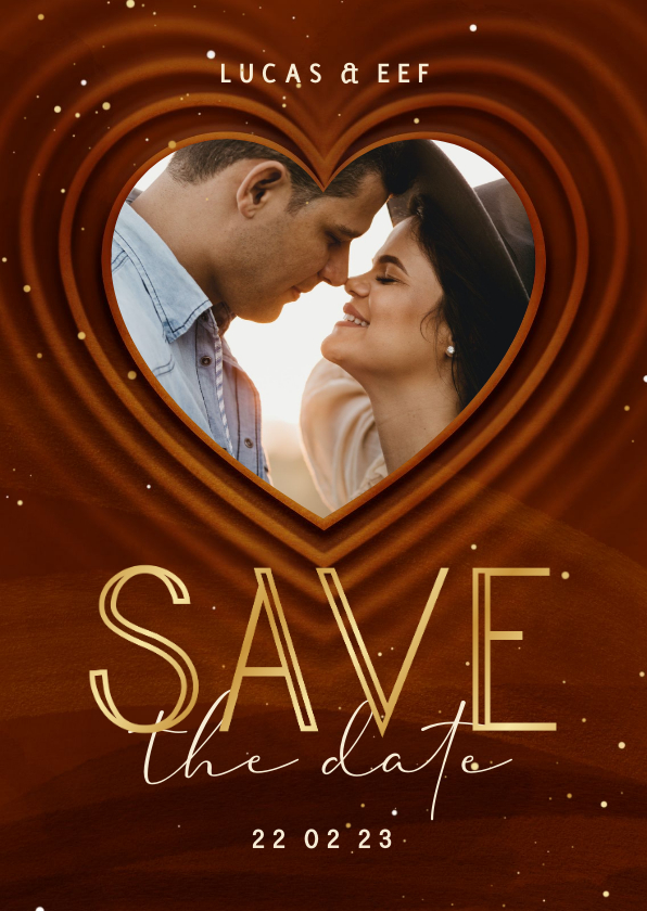 Trouwkaarten - Save the date kaart met foto en hart op achtergrond