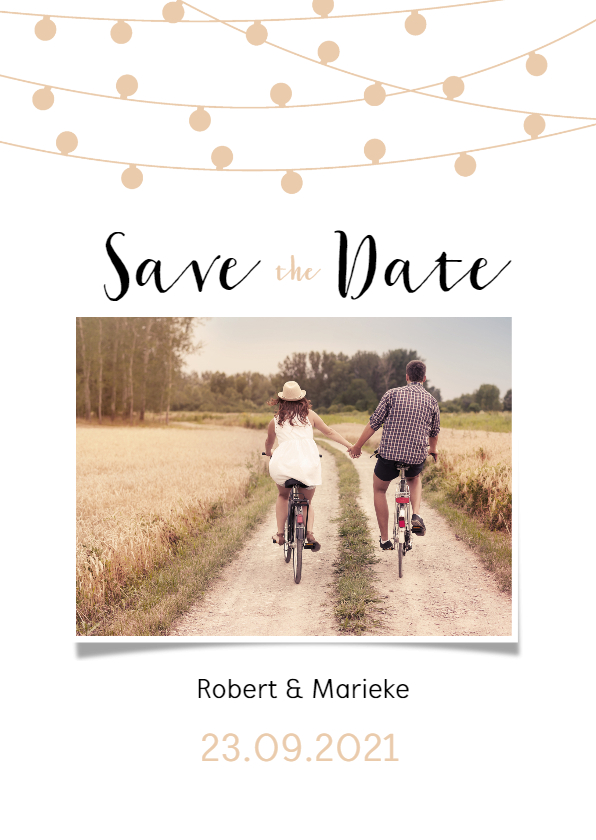 Trouwkaarten - Save the date kaart met lampjes en een eigen foto