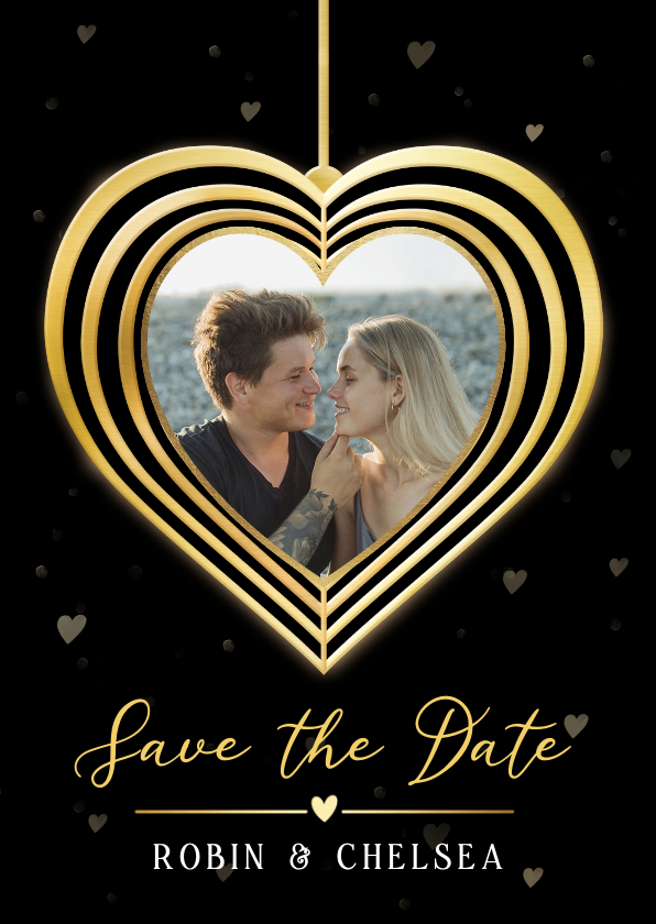 Zwarte Save the Date en kerstkaart in één met gouden hart - Trouwkaarten Trouwkaarten - Zwarte Save the Date en kerstkaart in één met gouden hart