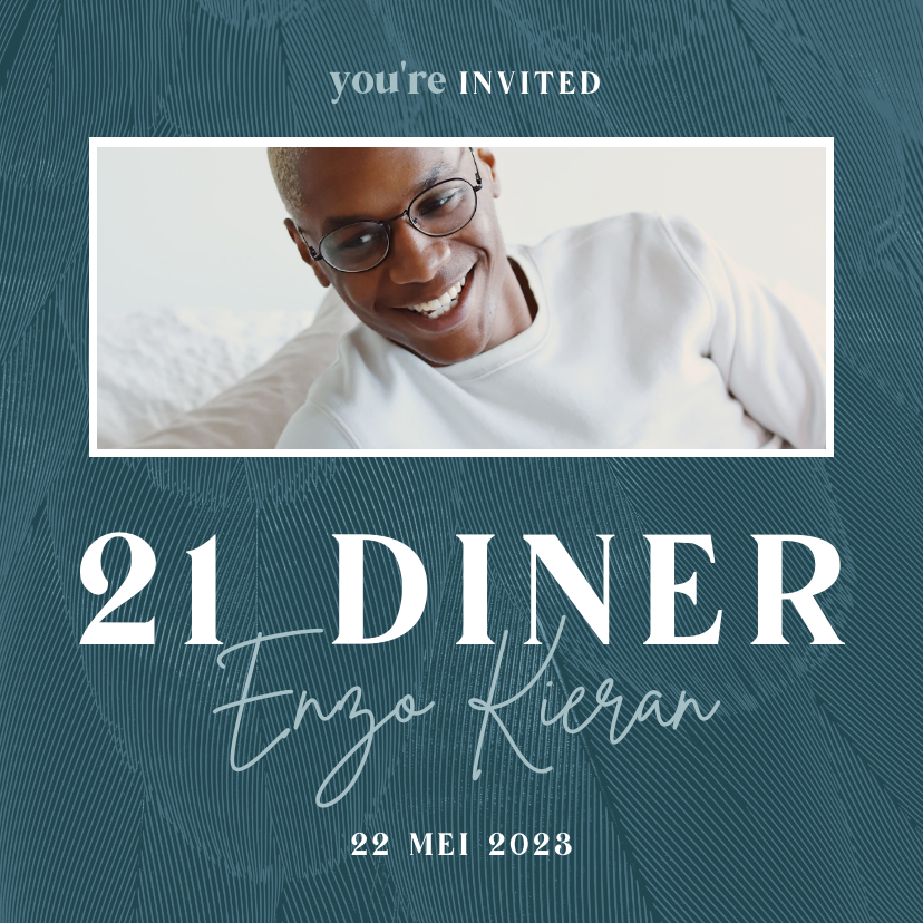 Uitnodigingen - Uitnodiging 21 diner stijlvol met foto blauw met veren
