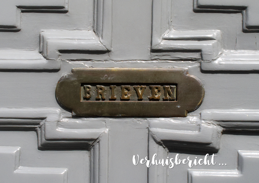 Verhuiskaart oude brievenbus grijze deur - Verhuiskaarten Verhuiskaarten - Verhuiskaart oude brievenbus grijze deur