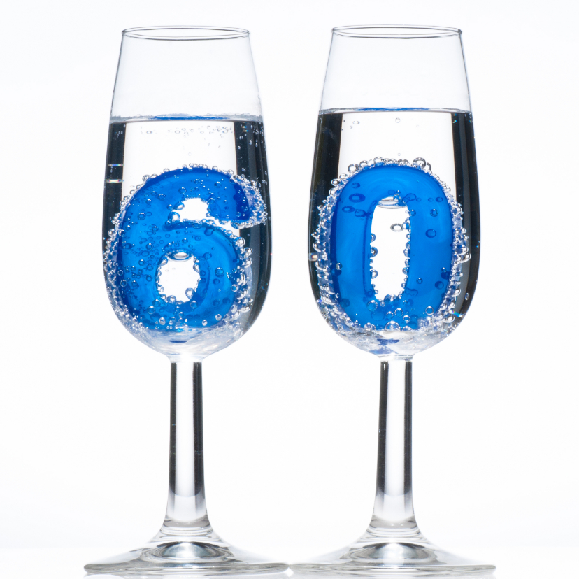 Verjaardagskaarten - 60 in champagne glazen