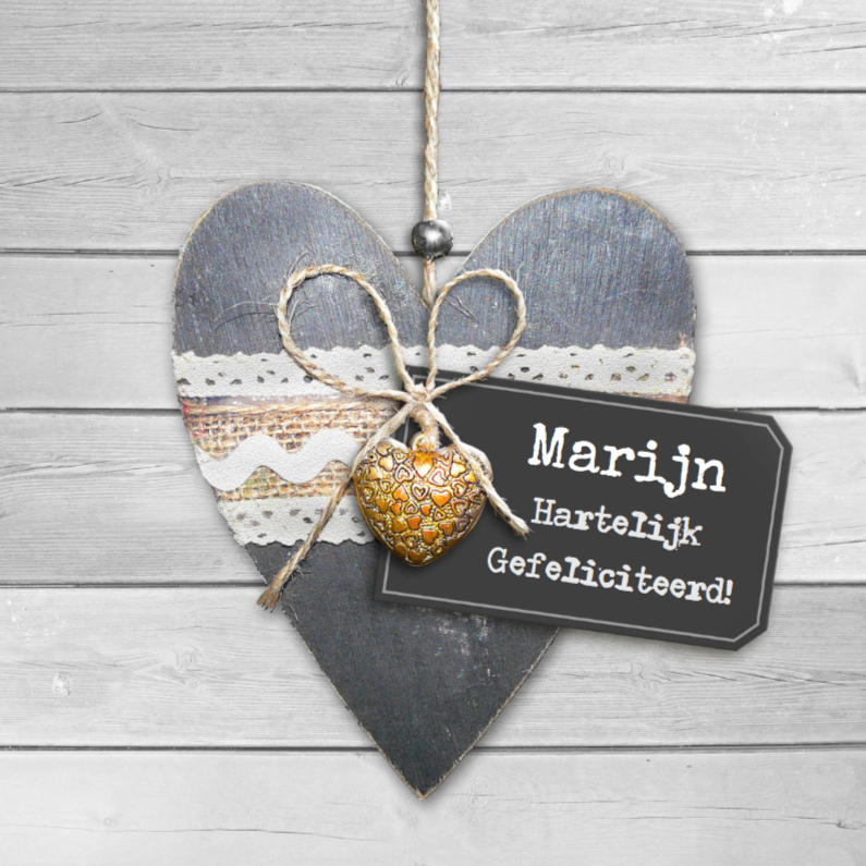 Verjaardagskaart met hart aan touwtje op steigerhout - Verjaardagskaarten Verjaardagskaarten - Verjaardagskaart met hart aan touwtje op steigerhout