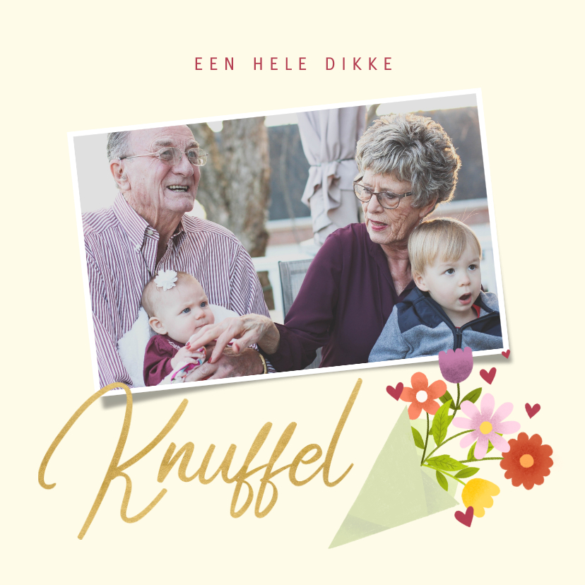 Wenskaarten - Lieve opa en oma kaart met bosje bloemen, knuffel en foto