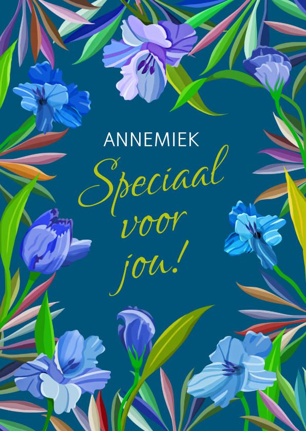 Wenskaarten - Mooie bloemenkaart met blauwe lelies op donker