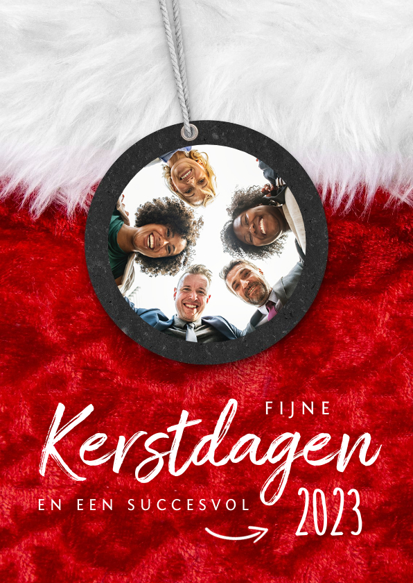 Zakelijke kerstkaart rood met label en foto - Zakelijke kerstkaarten Zakelijke kerstkaarten - Zakelijke kerstkaart rood met label en foto