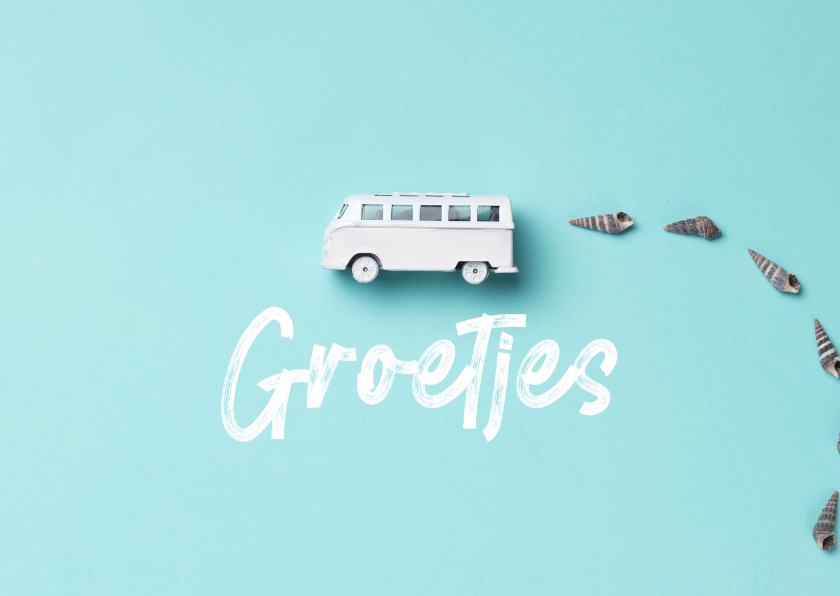 Zomaarkaart groetjes en een bus op blauwe achtergrond - Zomaar kaarten Zomaar kaarten - Zomaarkaart groetjes en een bus op blauwe achtergrond